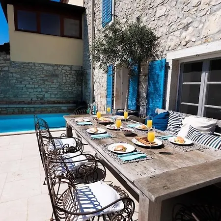 Apartment Dreamer's House With A Swimming Pool In Istria *